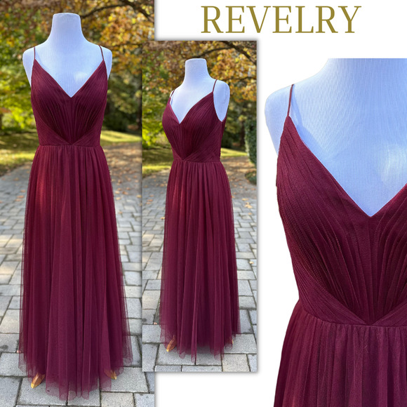 Revelry Dresses & Skirts - Revelry Penelope Dress in Cabernet - size 8